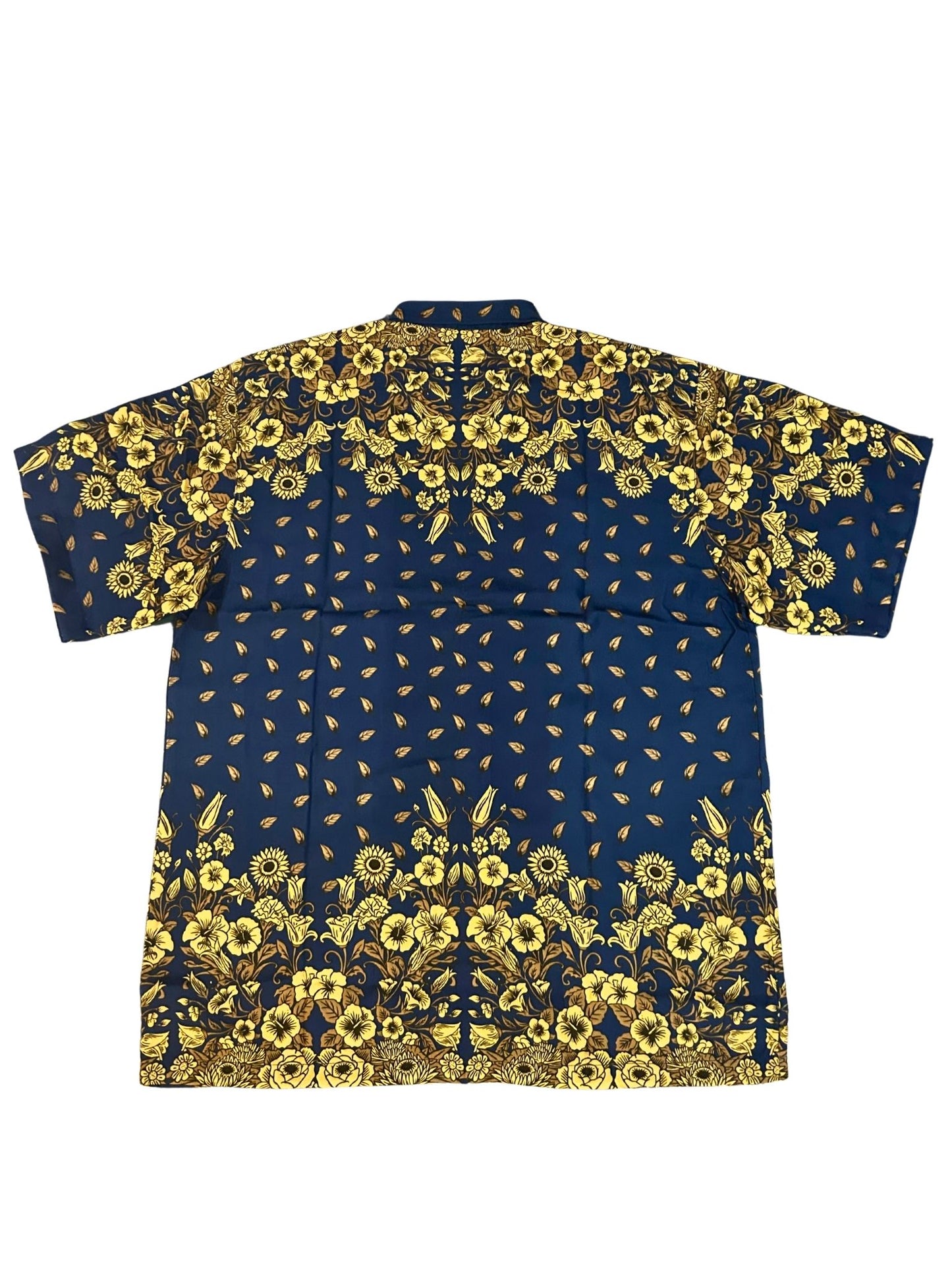Leafy Flower Oasis - Short Sleeve
