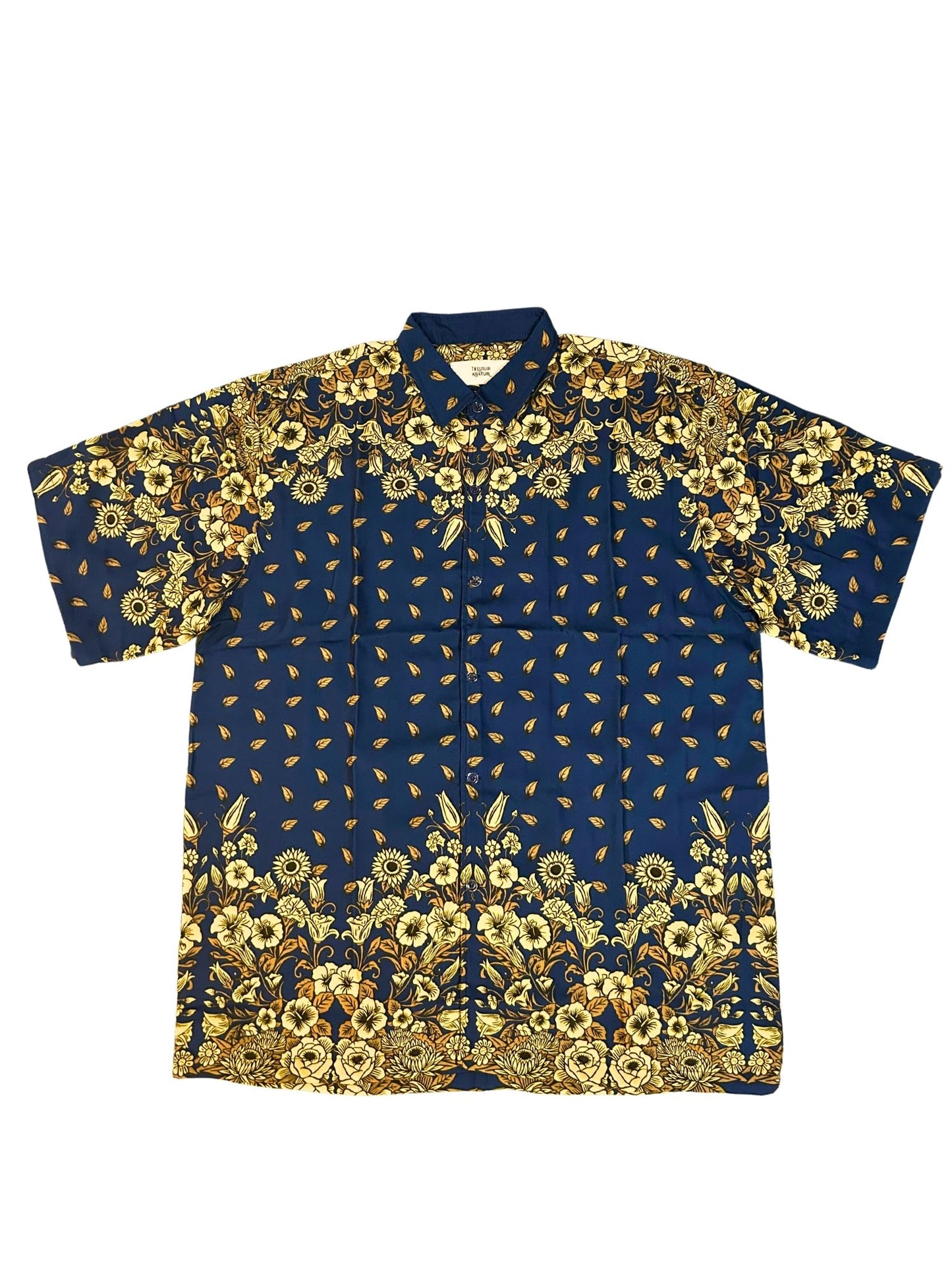 Leafy Flower Oasis - Short Sleeve